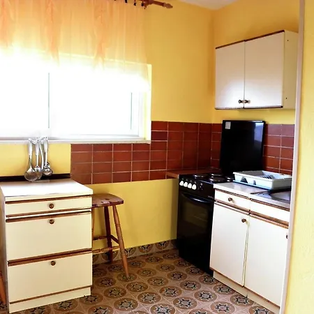 Apartments Gorda - 50M From Beach Apartment Zadar
