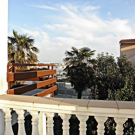 Apartments Gorda - 50M From Beach Apartment *